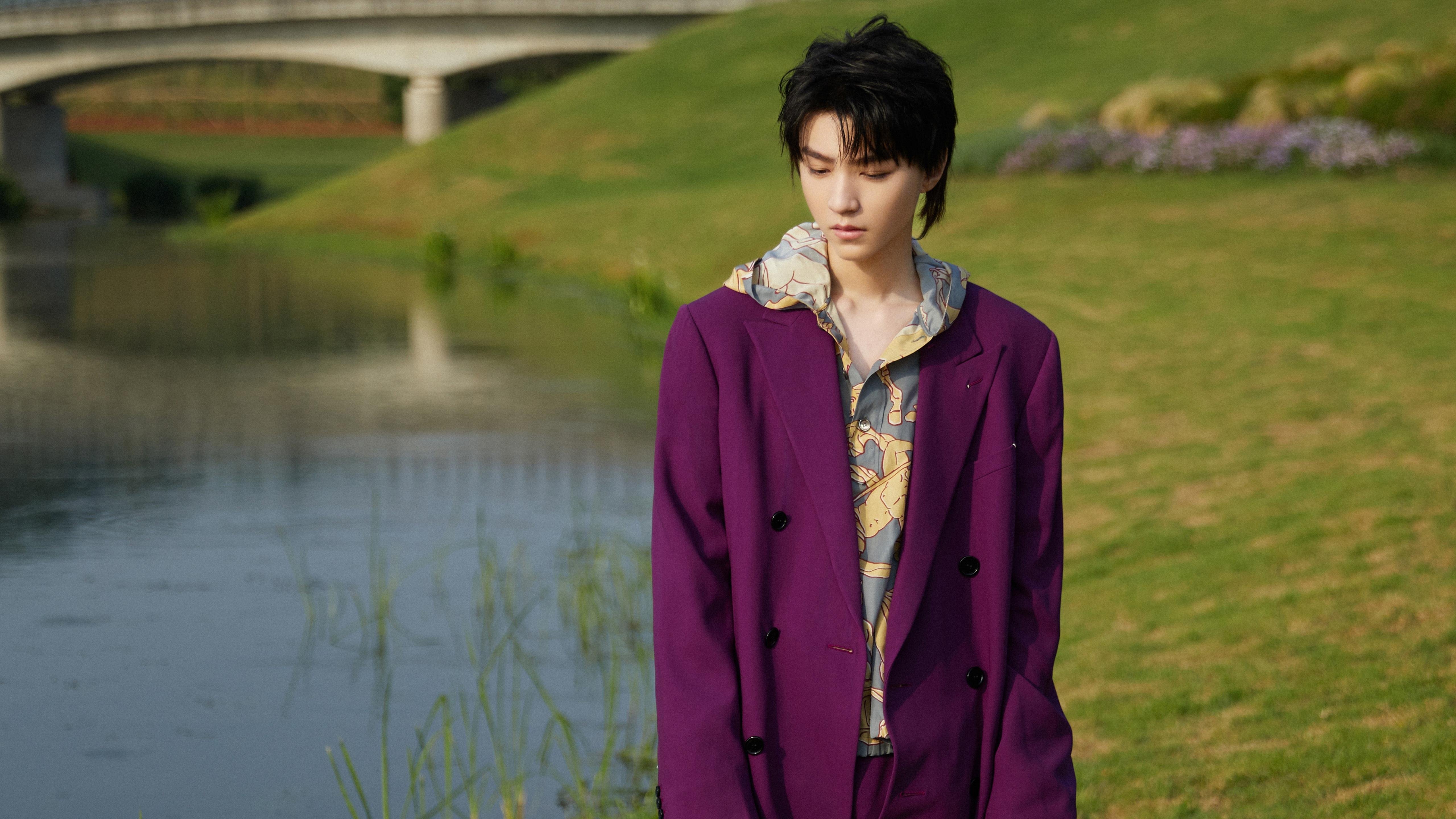 九游体育-巴萨灵活站位打穿对方防守中轴，巴萨的打法