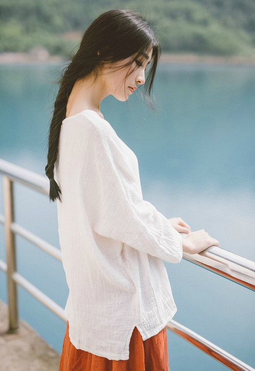 九游官网入口-森林狼战术板曝光强调侧翼切入配合，森林狼训练